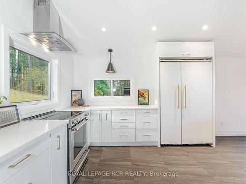 793493 Third Line, Mono, ON - Indoor Photo Showing Kitchen