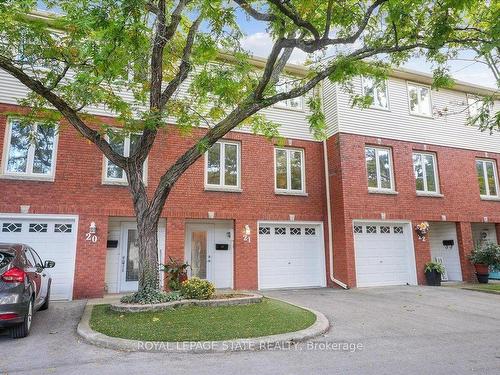 21-130 Livingston Ave, Grimsby, ON - Outdoor With Facade