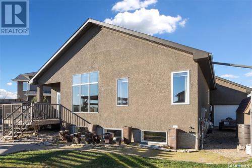 1022 Pohorecky Bay, Saskatoon, SK - Outdoor With Exterior