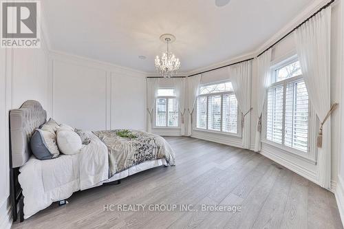 431 Fourth Line, Oakville, ON - Indoor Photo Showing Bedroom