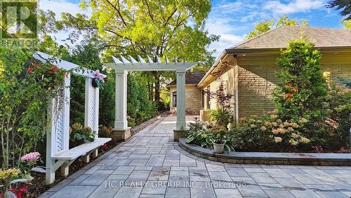 431 Fourth Line, Oakville, ON - Outdoor