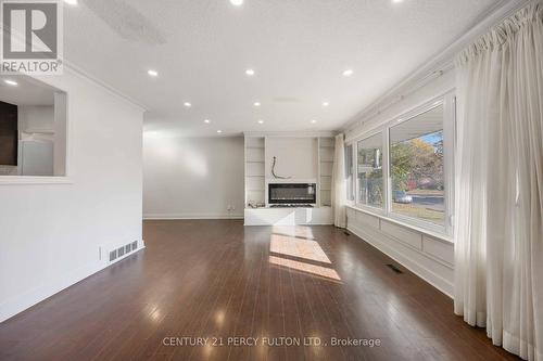 10 Chipping Road, Toronto, ON - Indoor