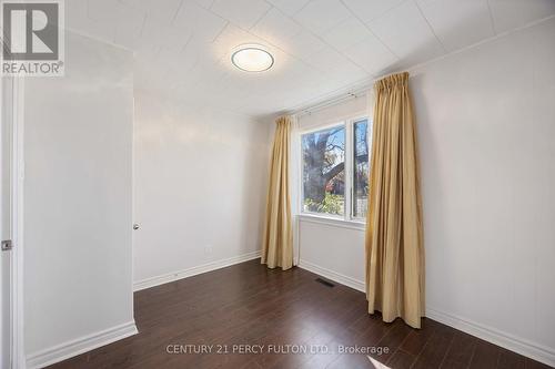 10 Chipping Road, Toronto, ON - Indoor Photo Showing Other Room