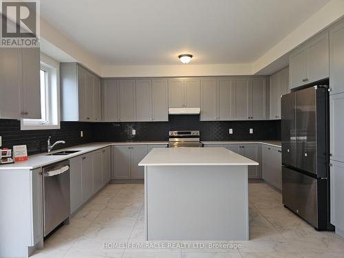 74 Oriole Crescent, Port Colborne, ON - Indoor Photo Showing Kitchen With Double Sink