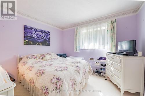 2534 Sherbrooke Street W, Cavan Monaghan, ON - Indoor Photo Showing Bedroom