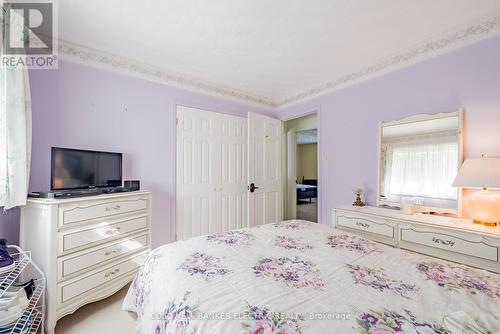 2534 Sherbrooke Street W, Cavan Monaghan, ON - Indoor Photo Showing Bedroom