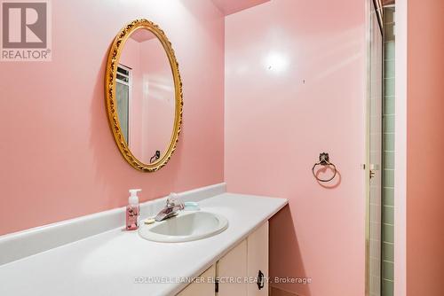 2534 Sherbrooke Street W, Cavan Monaghan, ON - Indoor Photo Showing Bathroom