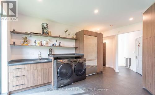 14020 Winston Churchill Boulevard, Caledon, ON - Indoor Photo Showing Laundry Room