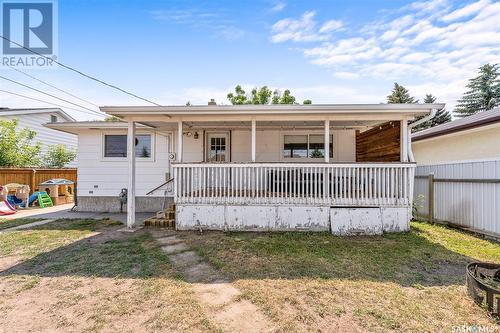 1240 Duffield Street W, Moose Jaw, SK - Outdoor With Deck Patio Veranda