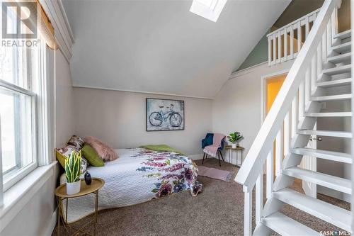 342 Iroquois Street W, Moose Jaw, SK - Indoor Photo Showing Bedroom