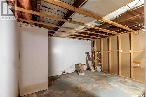 342 Iroquois Street W, Moose Jaw, SK - Indoor Photo Showing Basement