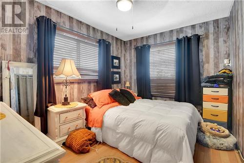 14 Bellamy Street, Cornwall, ON - Indoor Photo Showing Bedroom