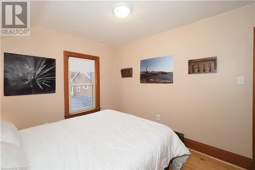 35 Fergus Street, Guelph, ON - Indoor Photo Showing Bedroom