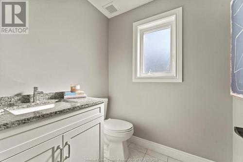 4529 Anderson Avenue, Comber, ON - Indoor Photo Showing Bathroom