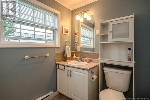 16 Morland Avenue, Saint John, NB - Indoor Photo Showing Bathroom