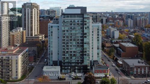 217 - 255 Bay Street, Ottawa Centre, ON - Outdoor With Facade