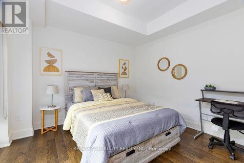 217 - 255 Bay Street, Ottawa Centre, ON - Indoor Photo Showing Bedroom