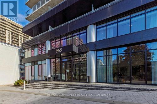 217 - 255 Bay Street, Ottawa Centre, ON - Outdoor With Balcony