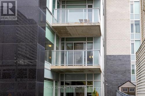 217 - 255 Bay Street, Ottawa Centre, ON - Outdoor With Balcony With Exterior