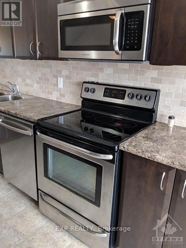 780 Lakeridge Drive, Ottawa, ON - Indoor Photo Showing Kitchen With Stainless Steel Kitchen