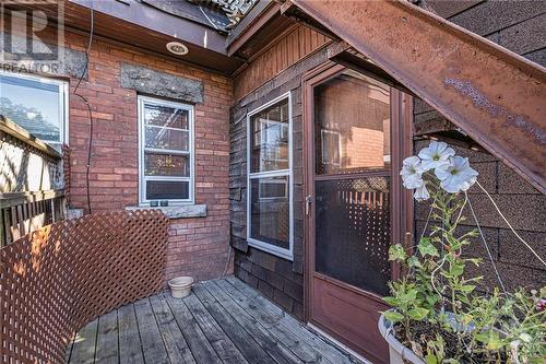 220 Powell Avenue Unit#3, Ottawa, ON - Outdoor With Exterior