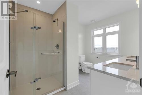 609 Knotridge Street, Ottawa, ON - Indoor Photo Showing Bathroom