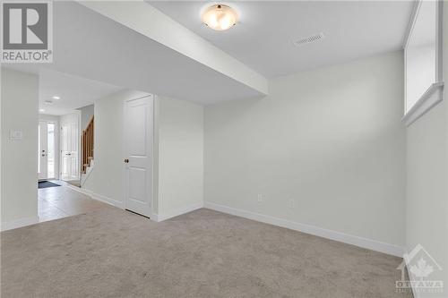 609 Knotridge Street, Ottawa, ON - Indoor Photo Showing Other Room