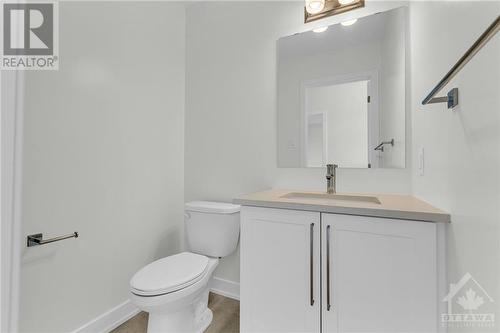 609 Knotridge Street, Ottawa, ON - Indoor Photo Showing Bathroom