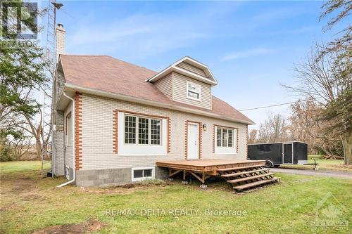 1015 Labrosse Street, East Hawkesbury, ON - Outdoor