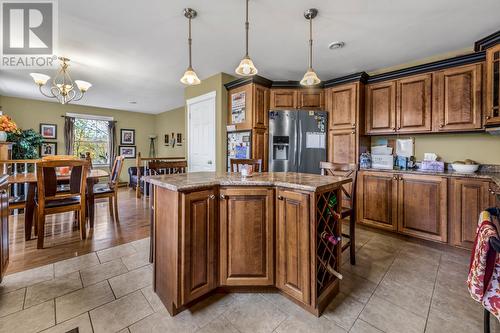 8 Hennesseys Place, Conception Bay South, NL - Indoor Photo Showing Kitchen