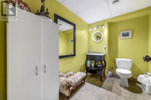 8 Hennesseys Place, Conception Bay South, NL - Indoor Photo Showing Bathroom