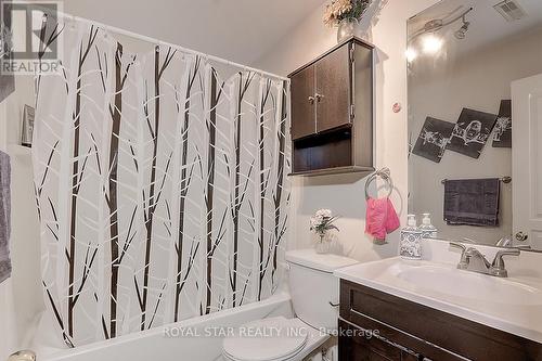 65 Trevino Circle, Barrie, ON - Indoor Photo Showing Bathroom