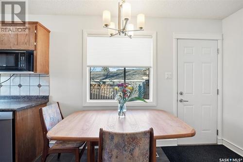 262 Nesbitt Crescent, Saskatoon, SK - Indoor Photo Showing Dining Room