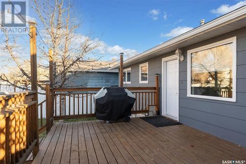 262 Nesbitt Crescent, Saskatoon, SK - Outdoor With Deck Patio Veranda