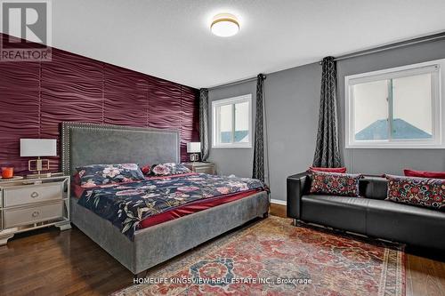 56 Carter Street, Bradford West Gwillimbury, ON - Indoor Photo Showing Bedroom