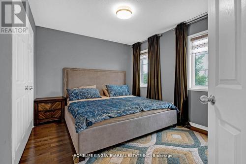 56 Carter Street, Bradford West Gwillimbury, ON - Indoor Photo Showing Bedroom