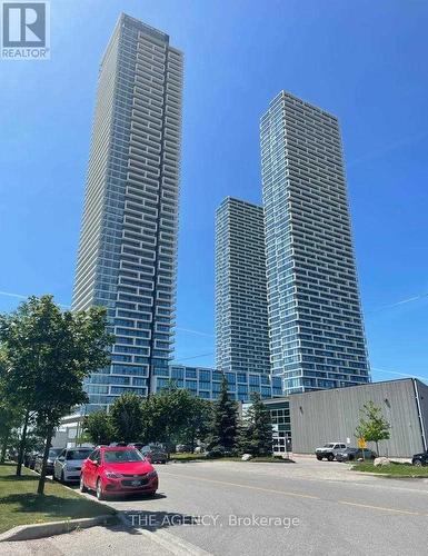 4807 - 950 Portage Parkway, Vaughan, ON - Outdoor With Facade