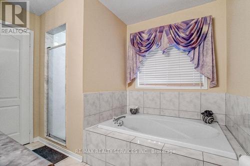 149 Brisdale Drive, Brampton, ON - Indoor Photo Showing Bathroom