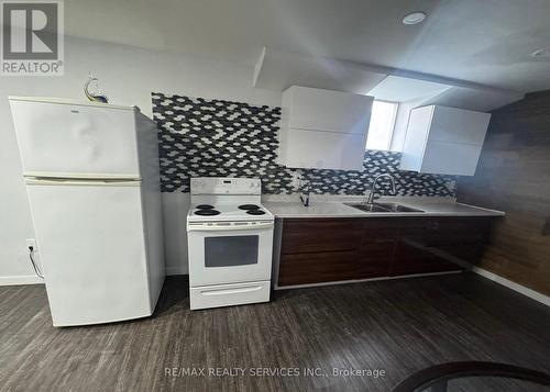 149 Brisdale Drive, Brampton, ON - Indoor Photo Showing Kitchen With Double Sink