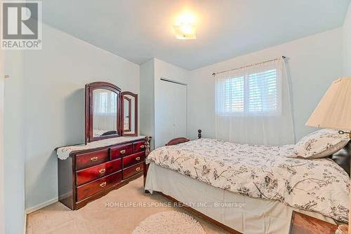 108 - 400 Mississauga Valley Boulevard, Mississauga, ON - Indoor Photo Showing Bedroom