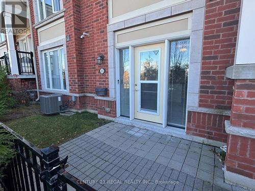 250 Sunny Meadow Boulevard, Brampton, ON - Outdoor With Exterior