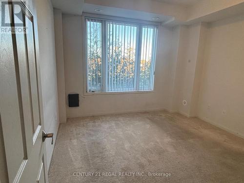 250 Sunny Meadow Boulevard, Brampton, ON - Indoor Photo Showing Other Room