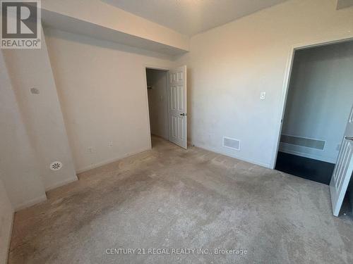 250 Sunny Meadow Boulevard, Brampton, ON - Indoor Photo Showing Other Room