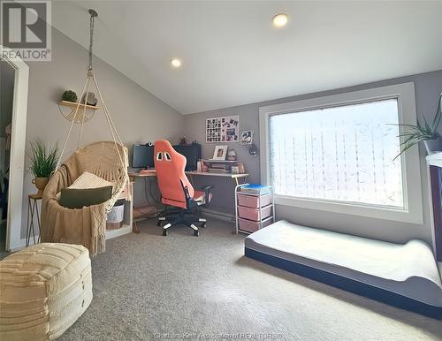 81 Sandys Street, Chatham, ON - Indoor Photo Showing Bedroom