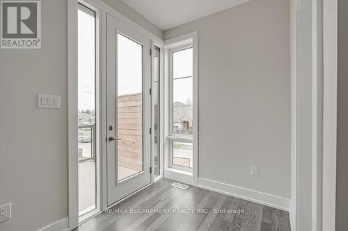 67 - 2273 Turnberry Road, Burlington, ON - Indoor Photo Showing Other Room