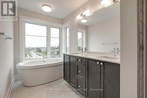 67 - 2273 Turnberry Road, Burlington, ON - Indoor Photo Showing Bathroom