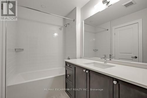 67 - 2273 Turnberry Road, Burlington, ON - Indoor Photo Showing Bathroom