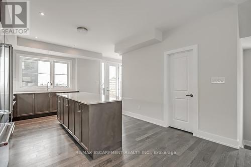 67 - 2273 Turnberry Road, Burlington, ON - Indoor Photo Showing Kitchen