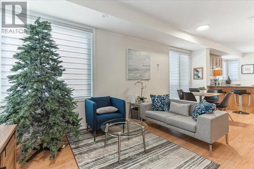 Th 7 - 389 The Westway, Toronto, ON - Indoor Photo Showing Living Room