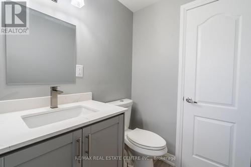 118 Darras Court, Brampton, ON - Indoor Photo Showing Bathroom